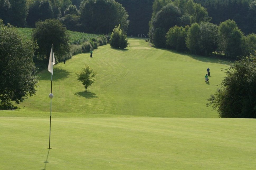 Compétition au Golf de Falnuée