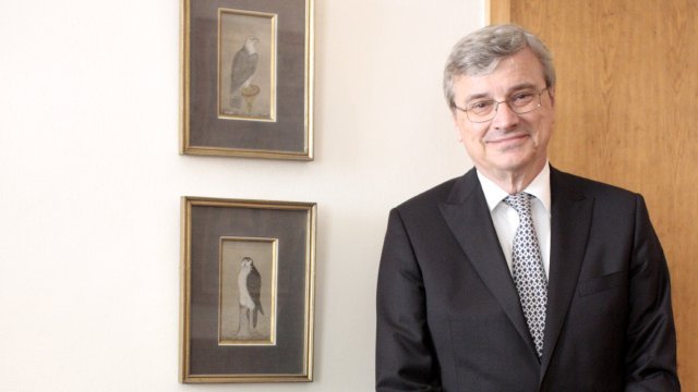 S.E. M. Guy Trouveroy, Ambassadeur honoraire